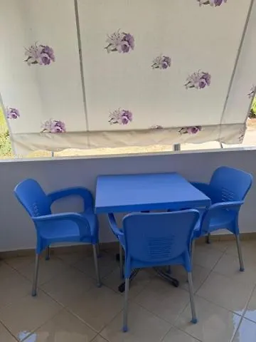 Family 9 Apartment *